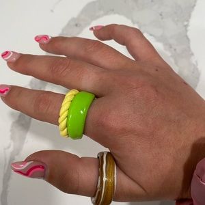 Acrylic rings